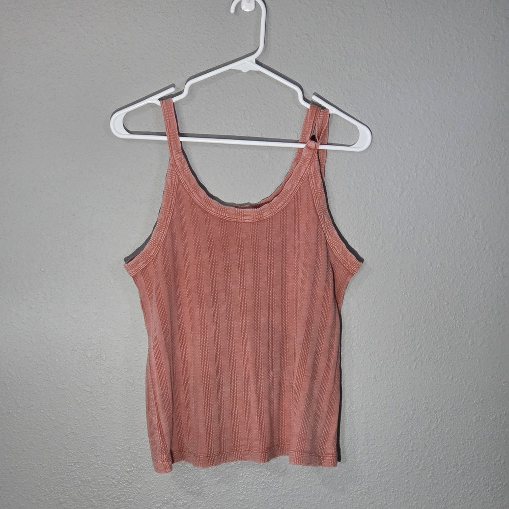 Universal Thread Coral Tank Top